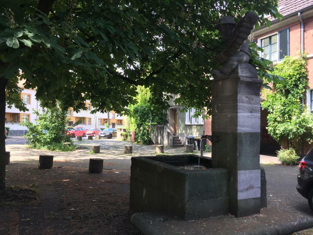Messezimmer Naehe Zentrum Köln Exteriör bild